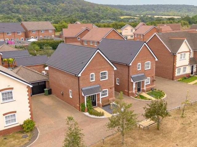 Farm for sale in Berrick Salome, Oxfordshire