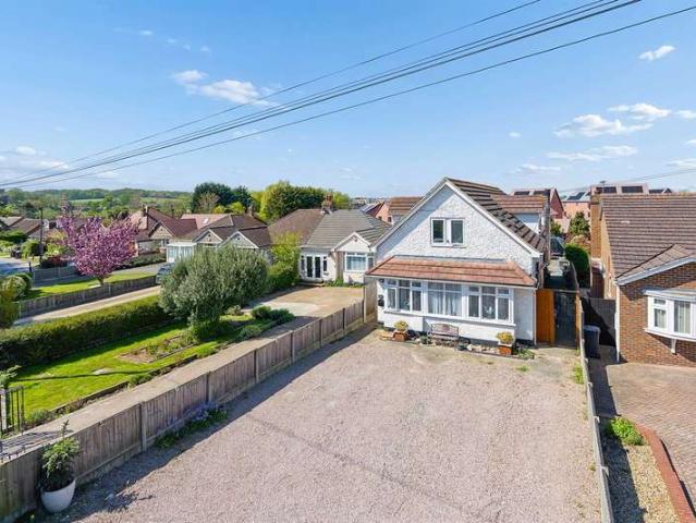 Farm for sale in Herne and Broomfield, The Bridge