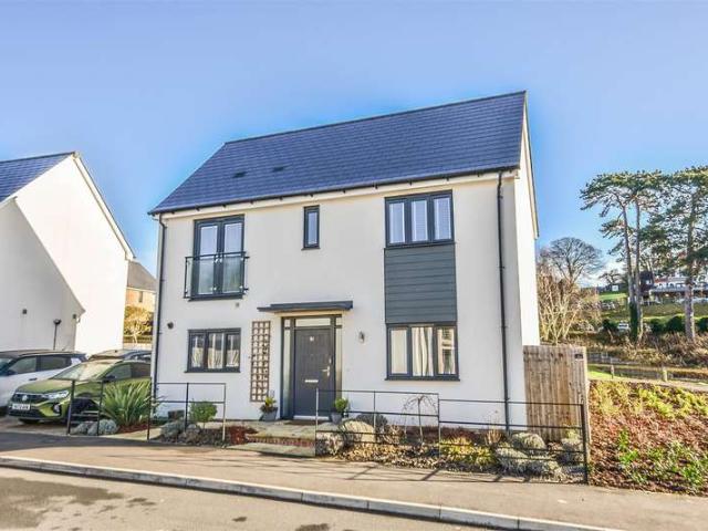 Farm for sale in Dursley, School House