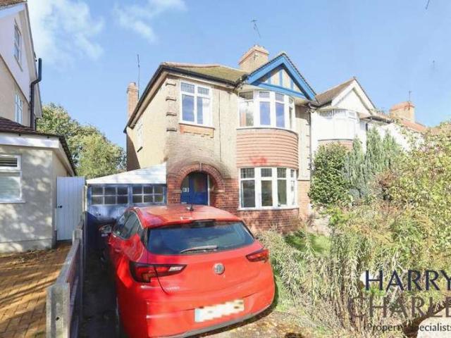 Farm for sale in North Watford, Watford