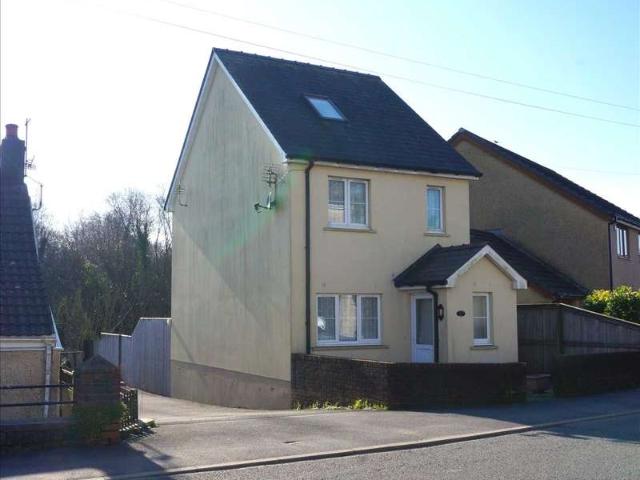 Farm for sale in Llannon, Cefneithin