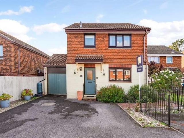 Farm for sale in Woodgate, Arun