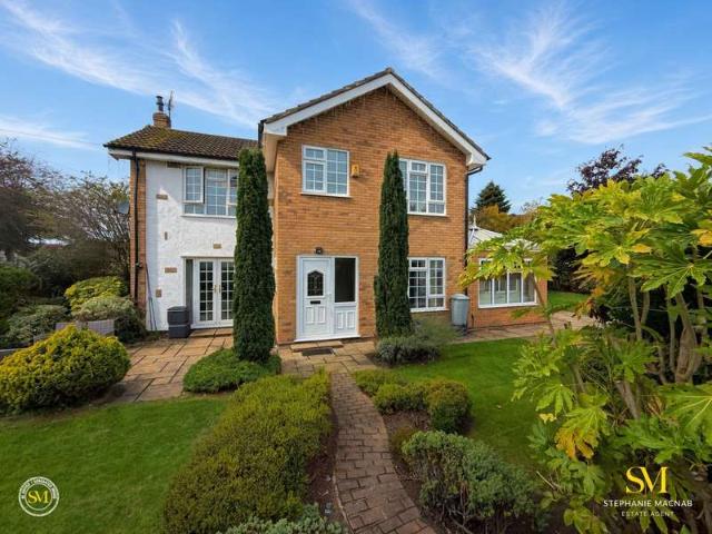 Farm for sale in Freshfield, Sefton
