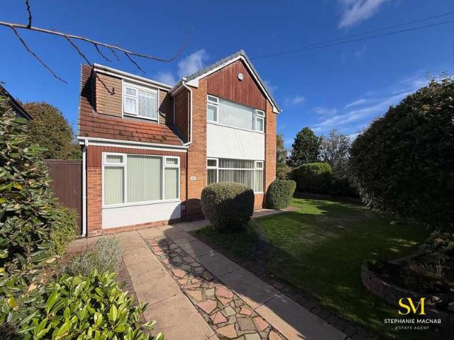 Farm for sale in Freshfield, Sefton