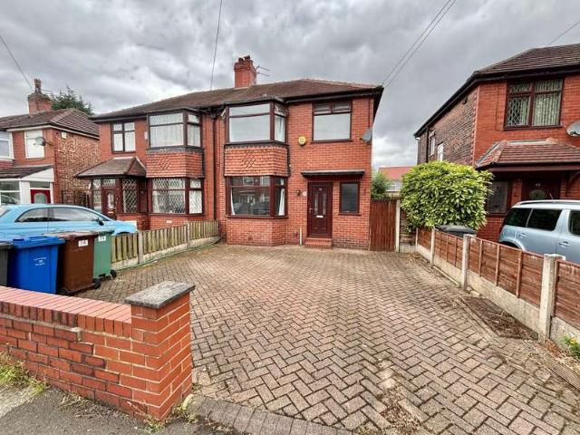 Farm for rent in Besses o' th' Barn, Bury