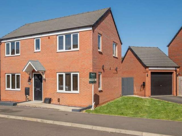 Farm for sale in Barton In Fabis, East Midlands
