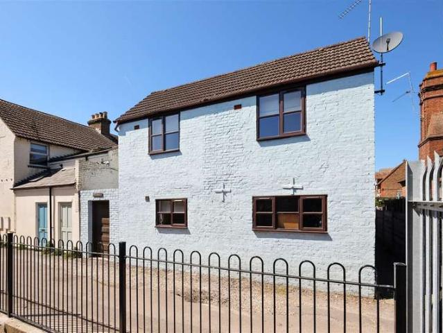 Farm for sale in Thurston Park, The Bridge