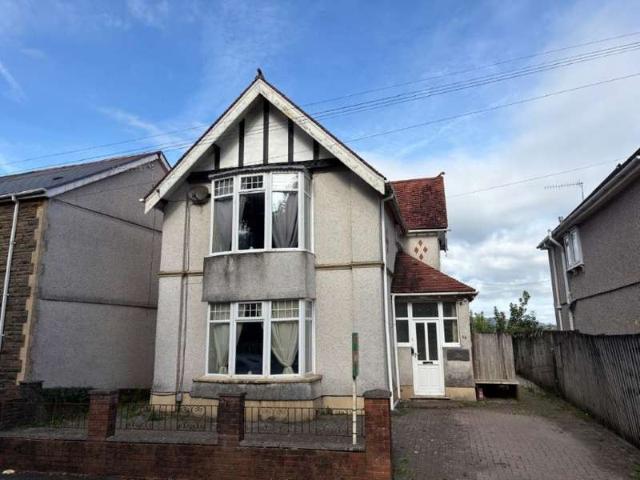 Farm for sale in Cimla, Neath