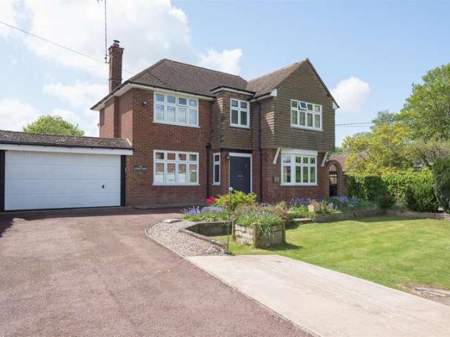 Farm for sale in Tilsworth, Bedfordshire
