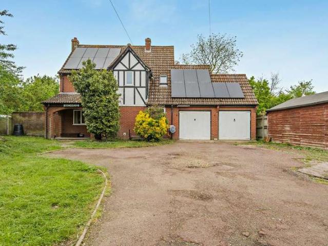 Farm for sale in Burston and Shimpling, Burgh St Peter