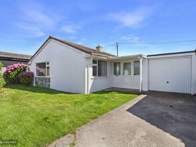 Farm for rent in Crantock