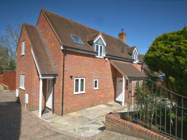 Farm for sale in Littleworth, Berrick Salome