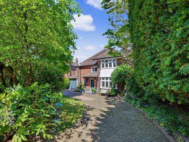 Farm for sale in Attenborough, East Midlands