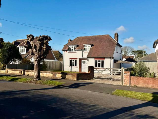 Farm for sale in Old Milton, Ashurst Bridge