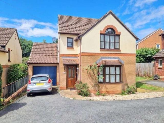 Farm for sale in Hulham, Budlake