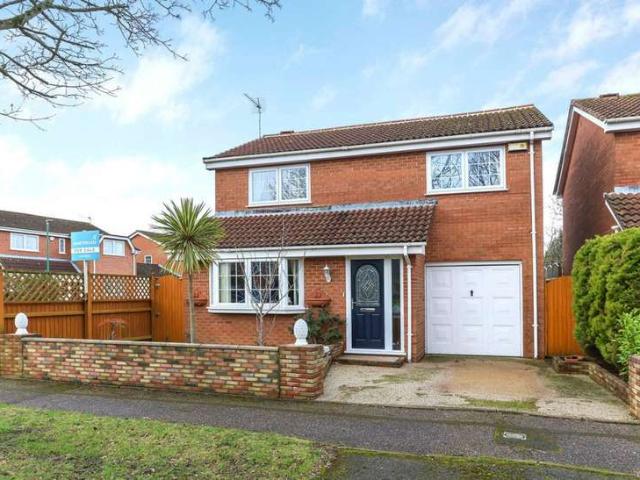 Farm for sale in Throop, Bournemouth