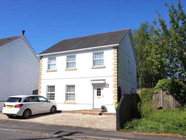 Farm for sale in Llandybie, Wales