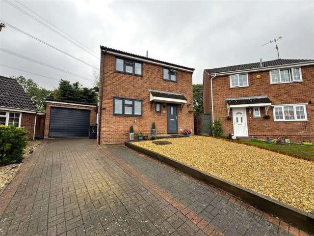 Farm for sale in Wood Hall, Woodhall Park