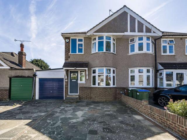 Farm for sale in Longlands, Halfway Street