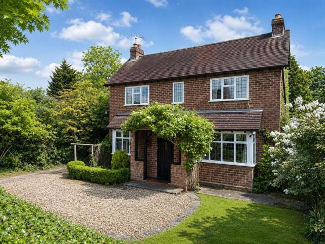 Farm for sale in Shrewley, Green Close