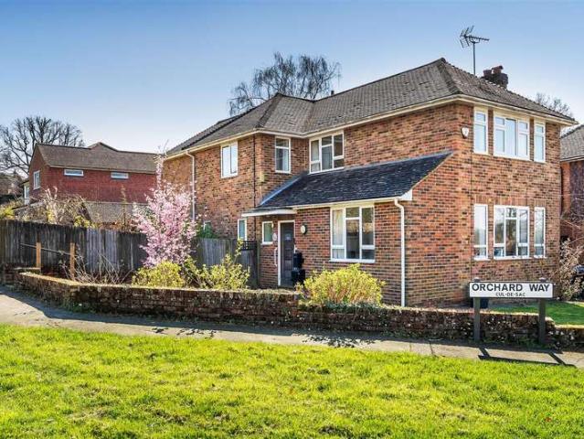 Farm for sale in Oxted, Hillview