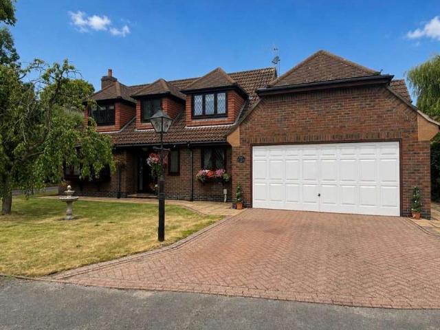 Farm for sale in Cottingham, East Riding Of Yorkshire