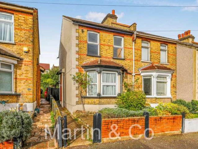 Farm for sale in London Borough of Croydon, Greater London