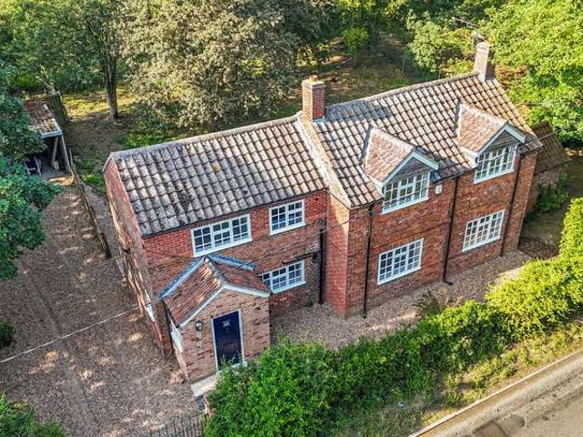 Farm for sale in Alverton, East Midlands