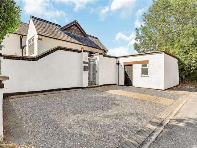 Farm for sale in Bozeat
