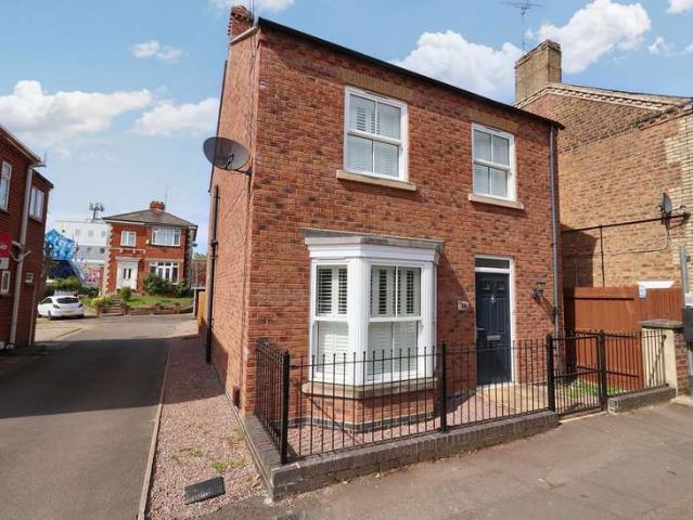 Farm for sale in Gosberton Clough, Lincolnshire