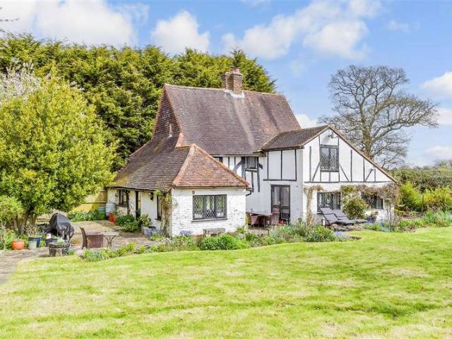 Farm for sale in Netherne-on-the-Hill, Red Hill
