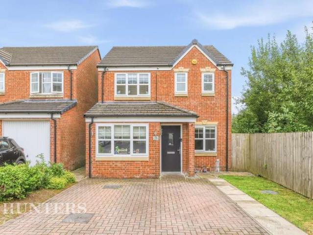 Farm for sale in Wardle, Burnedge