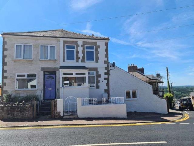 Farm for sale in Bromsberrow Heath, Gloucestershire