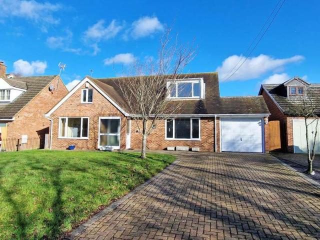 Bungalow for sale in Marsh Gibbon, Buckinghamshire