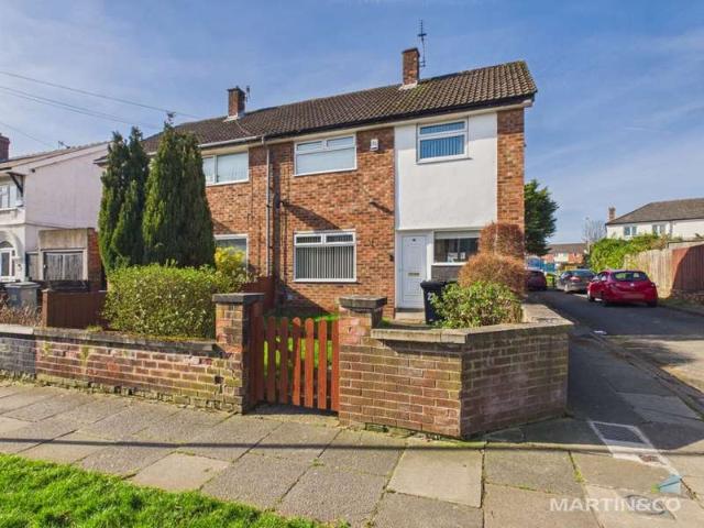 Farm for sale in Woodhey, Bebington