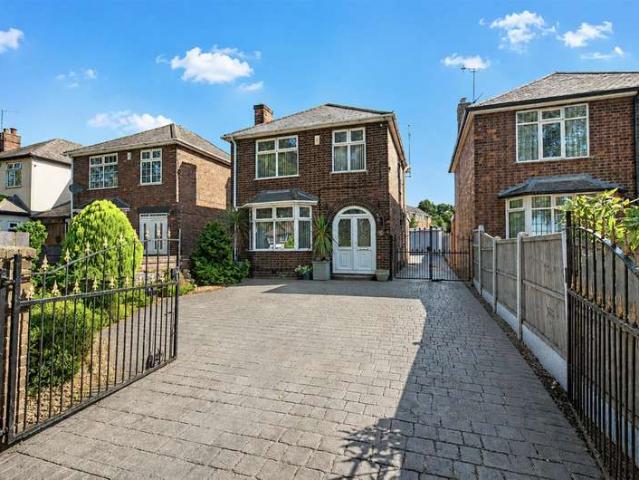 Farm for sale in Attenborough, East Midlands