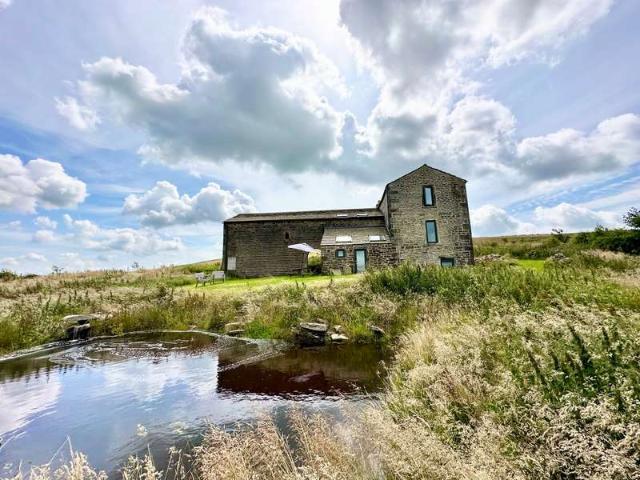 Farm for sale in Colden, Blackshaw
