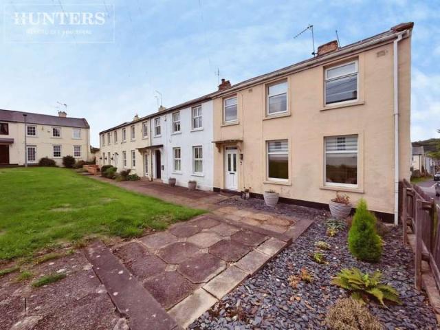 Farm for sale in Worsbrough Bridge, Worsbrough