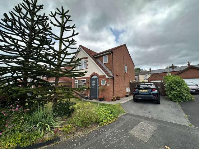 Farm for sale in Godley, Greenheys