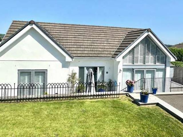 Farm for sale in Carlyon Bay, Cornwall