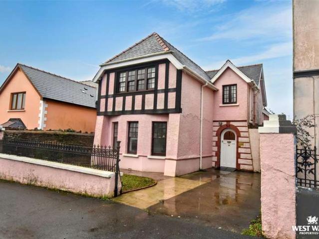 Farm for sale in Milford Haven, Wales