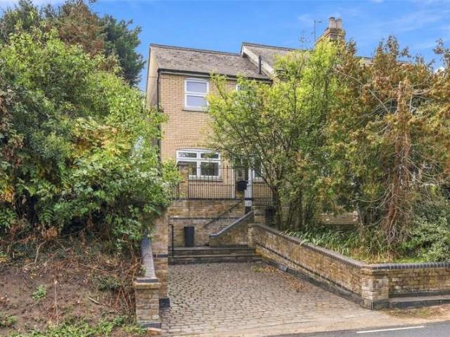 Farm for sale in Clatterford End, Epping Forest