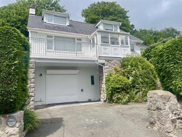 Farm for sale in Menai Bridge
