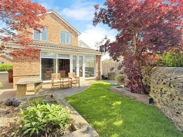 Farm for sale in Pudsey, West Yorkshire
