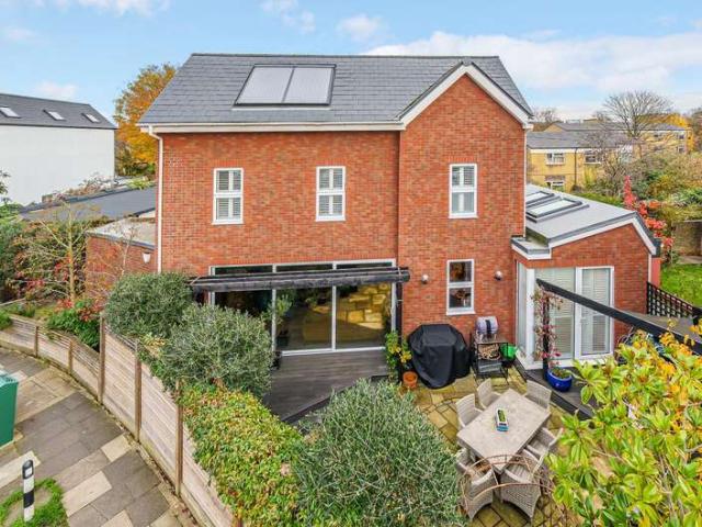 Farm for sale in Royal Borough of Kingston upon Thames, Greater London