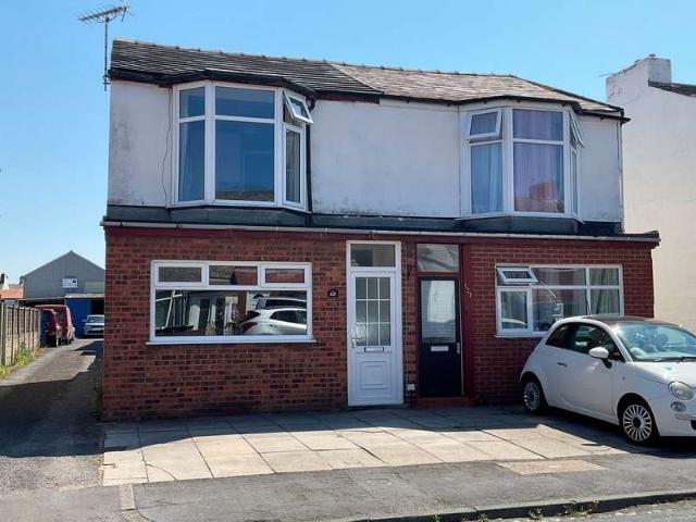 Farm for sale in Meols Cop, Southport