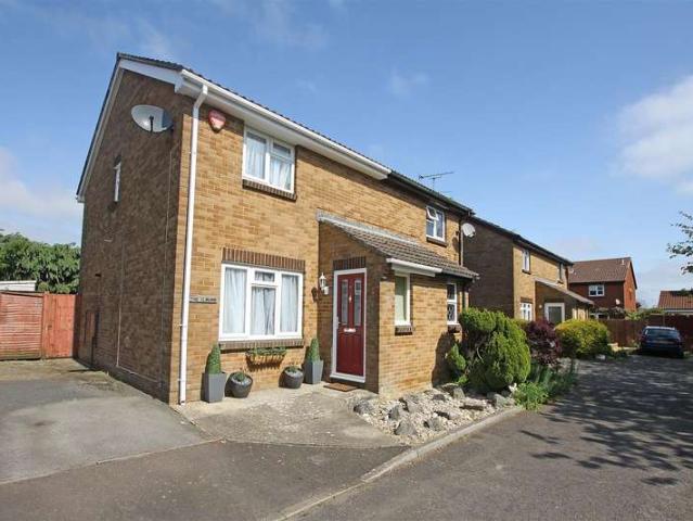 Farm for sale in Throop, Bournemouth