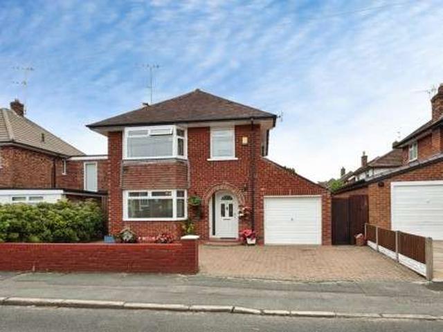 Farm for sale in Whitby, Ellesmere Port