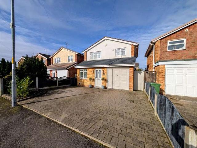 Farm for sale in Ashmore Lake, Willenhall