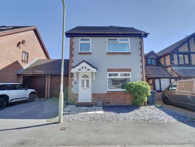 Farm for sale in Lovedean, Havant